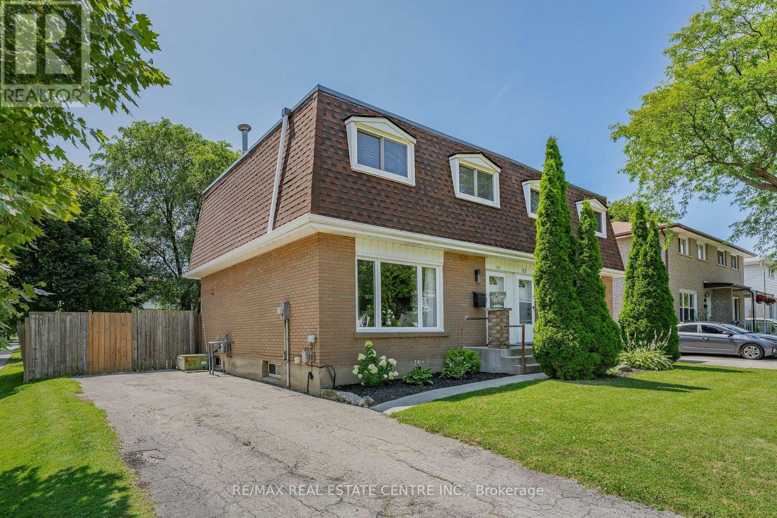 21 COACHWOOD ROAD - 44