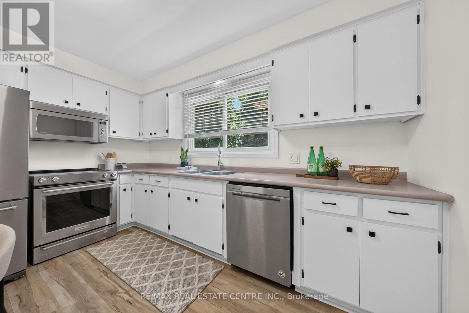 21 COACHWOOD ROAD - 9