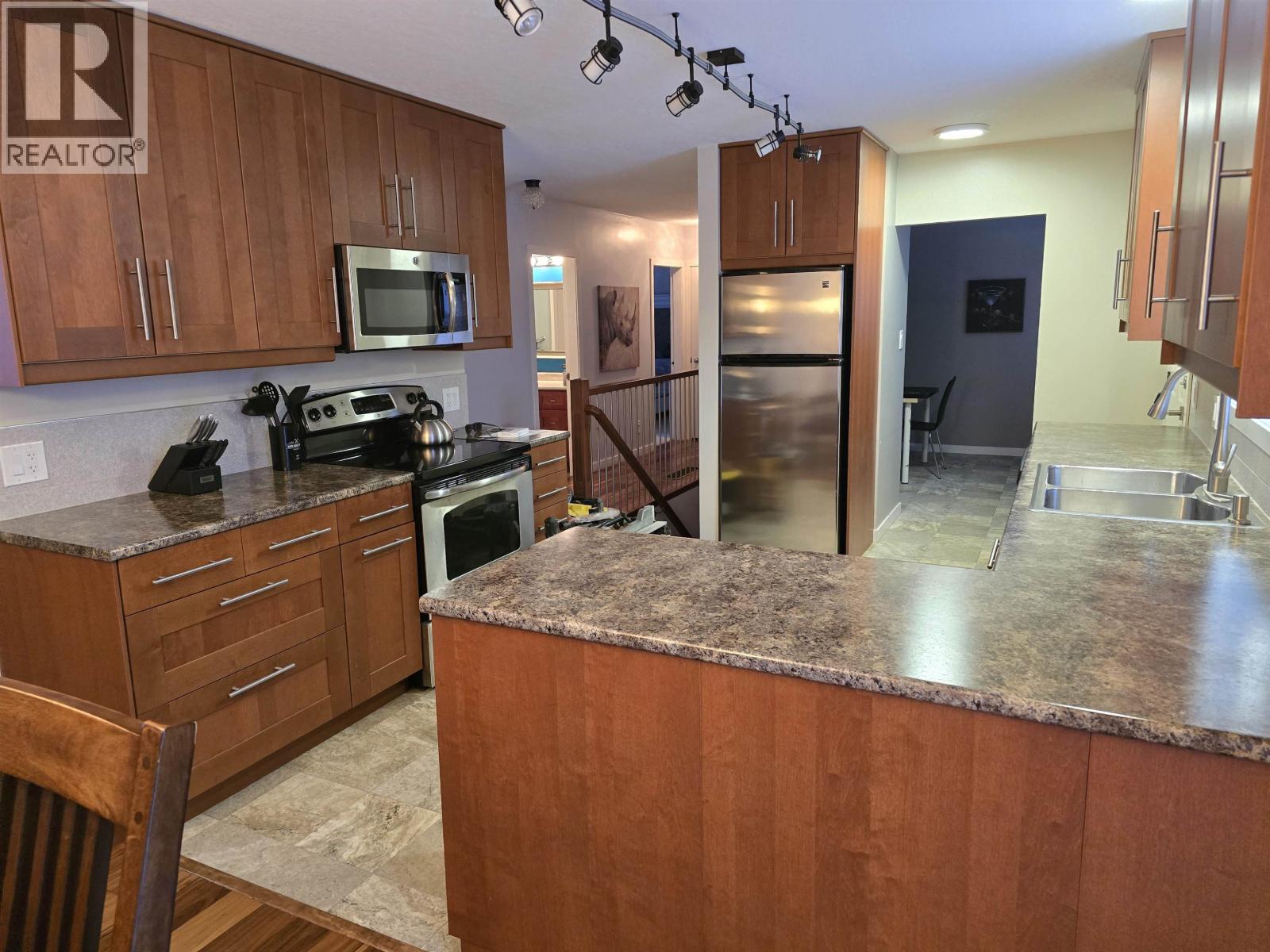 1511 ALWARD STREET - 12