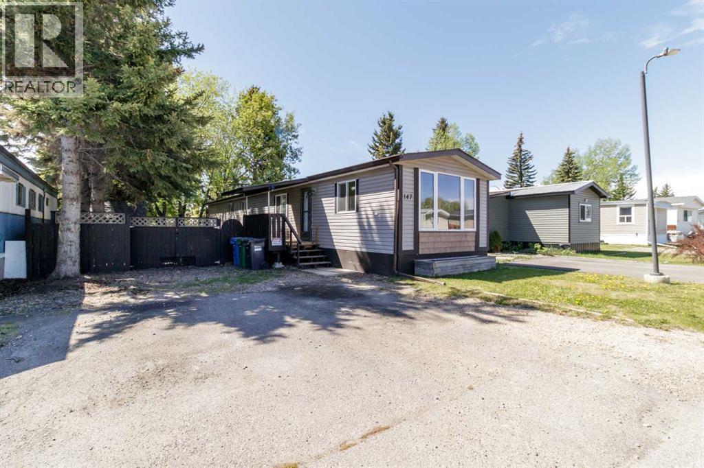 5344 76 Street, Red Deer