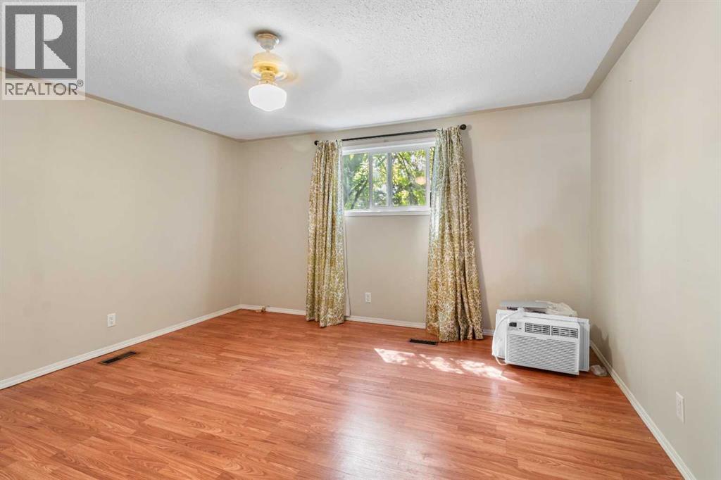 5344 76 Street, Red Deer
