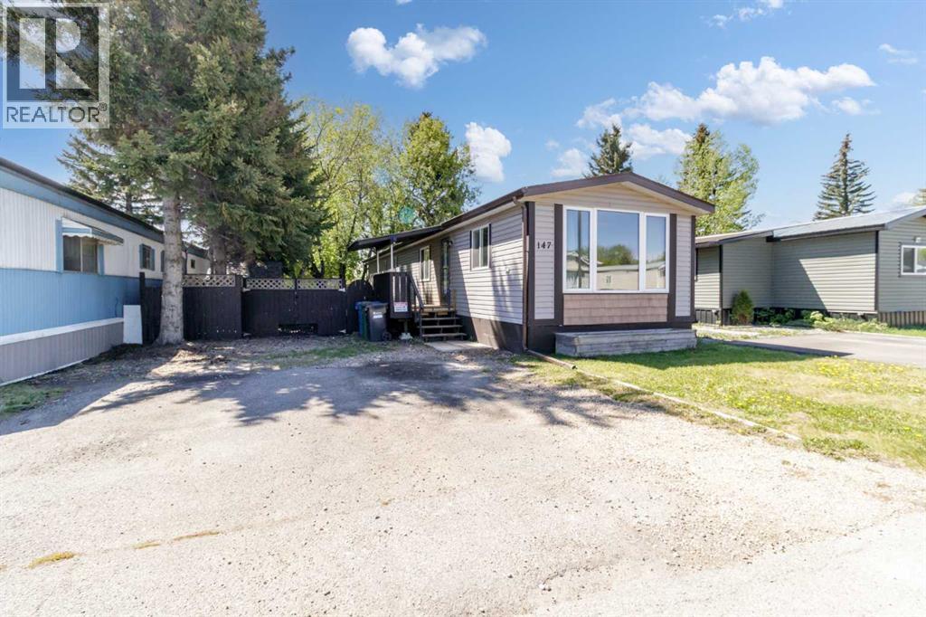 5344 76 Street, Red Deer