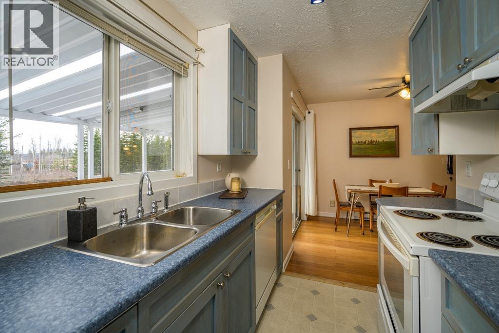 9035 COLUMBIA ROAD - Image 6