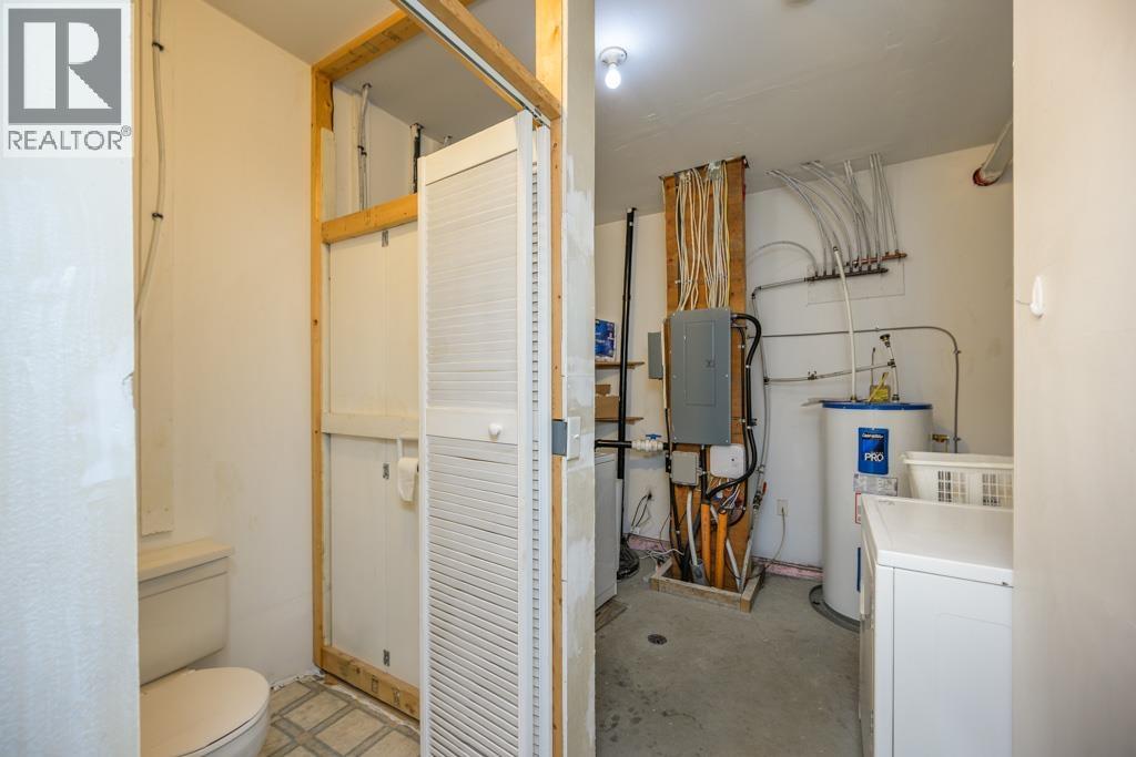 9035 COLUMBIA ROAD - Image 15