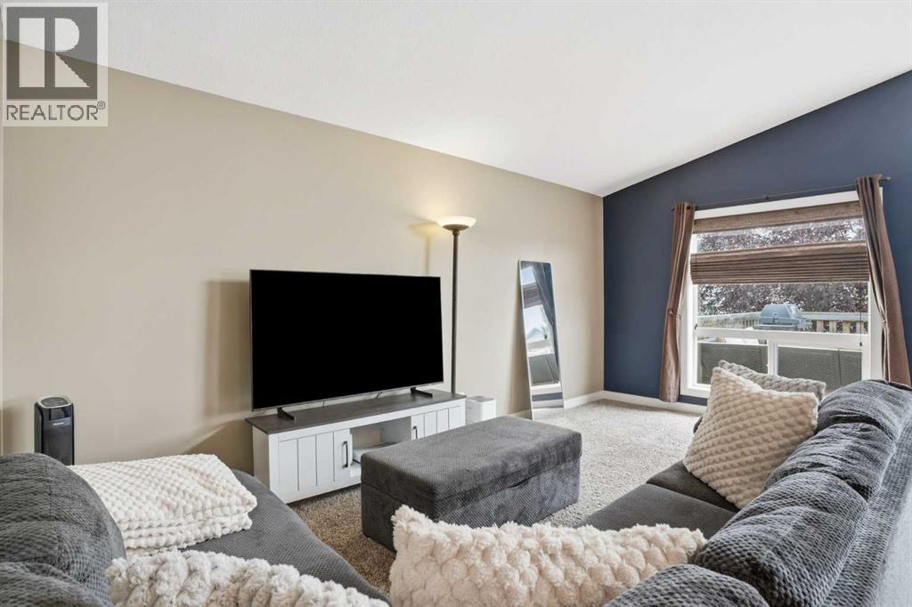 144 Bowman Circle, Sylvan Lake
