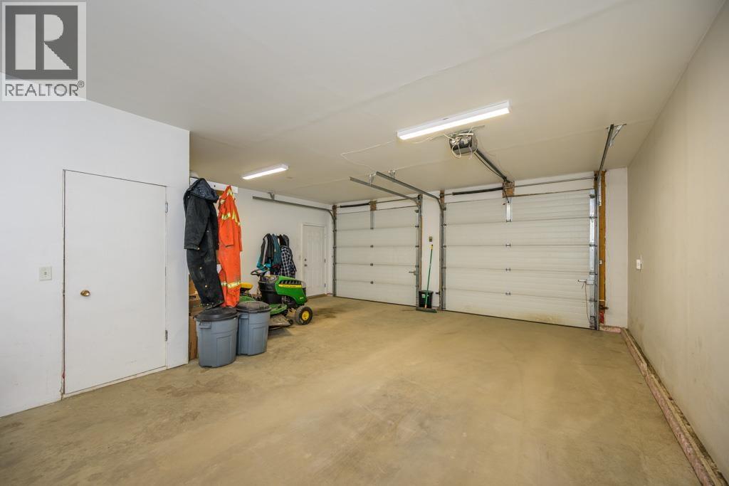 9035 COLUMBIA ROAD - 18