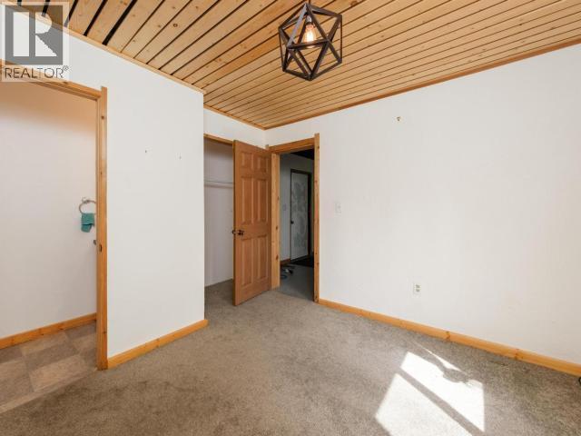 50 DIGGERS DRIVE - 23