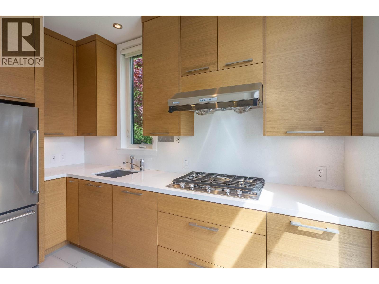 2948 BURFIELD PLACE, West Vancouver