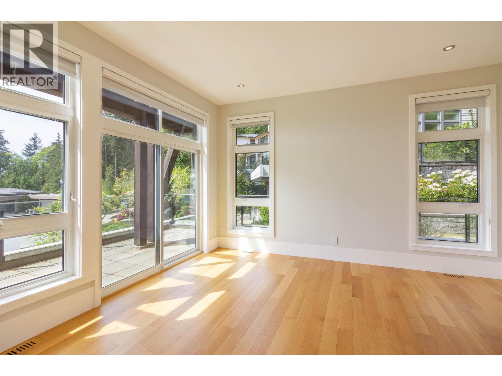 2948 BURFIELD PLACE, West Vancouver
