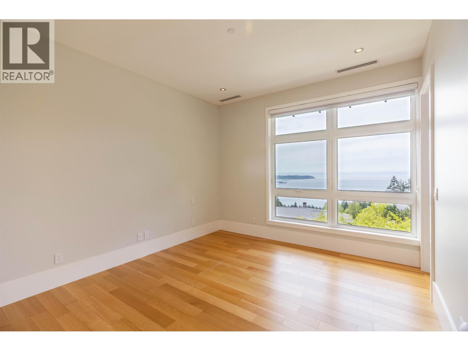 2948 BURFIELD PLACE, West Vancouver