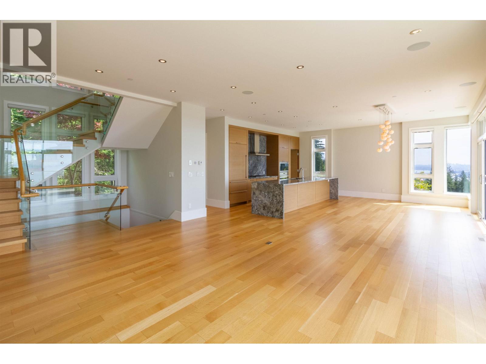 2948 BURFIELD PLACE, West Vancouver