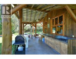 4737 Davis Road, Madeira Park, BC V0N2H1 Photo 17