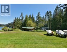 4737 Davis Road, Madeira Park, BC V0N2H1 Photo 11