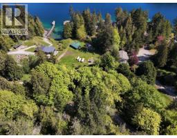 4737 Davis Road, Madeira Park, BC V0N2H1 Photo 7