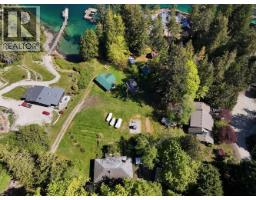 4737 Davis Road, Madeira Park, BC V0N2H1 Photo 9