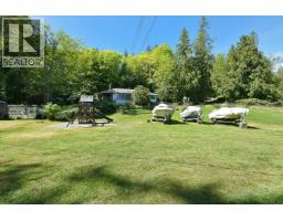 4737 Davis Road, Madeira Park, BC V0N2H1 Photo 13