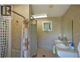 4737 Davis Road, Madeira Park, BC V0N2H1 Photo 21