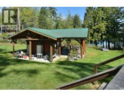 4737 Davis Road, Madeira Park, BC V0N2H1 Photo 23