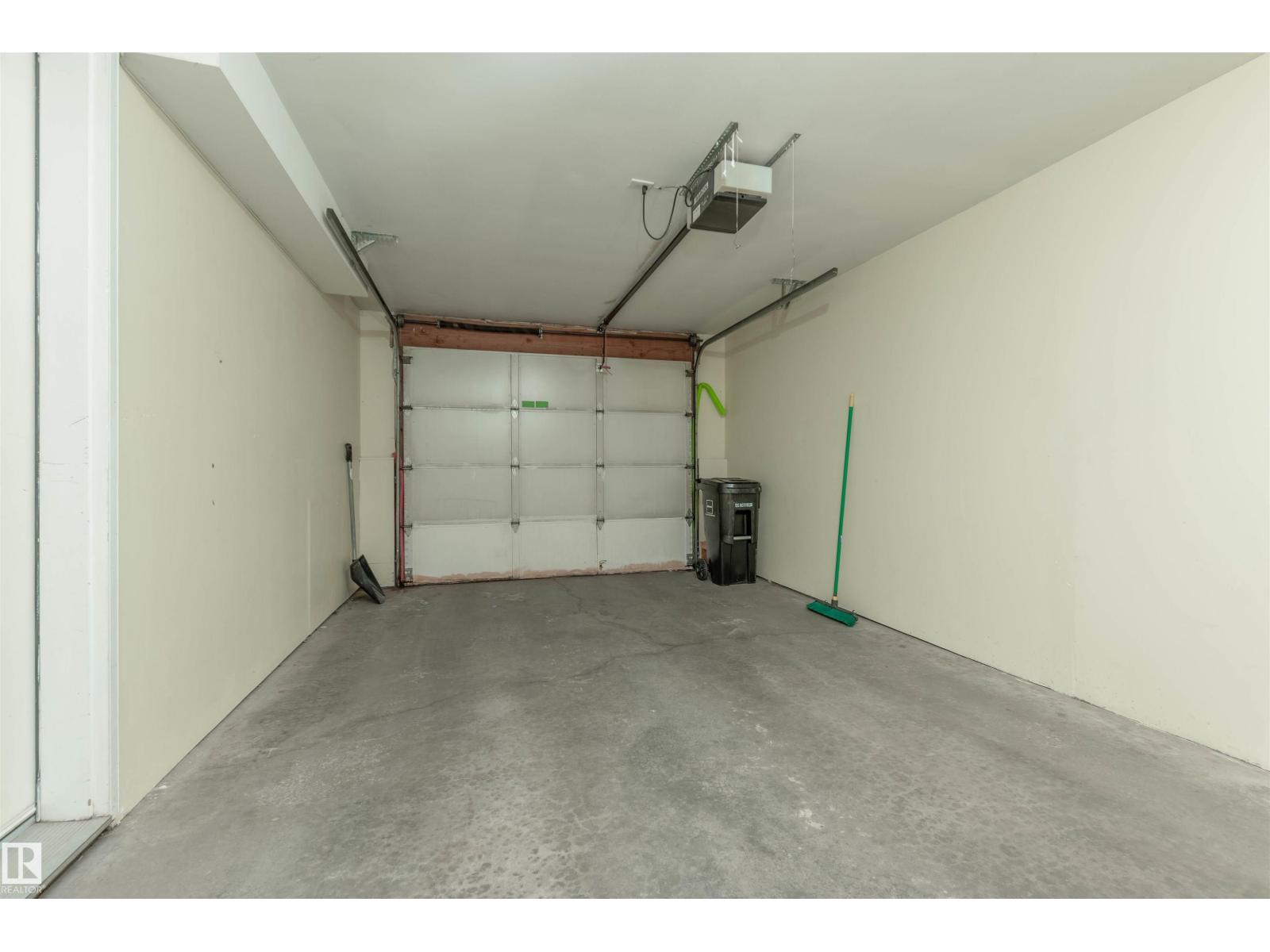 #22 11105 9 AV NW - 37