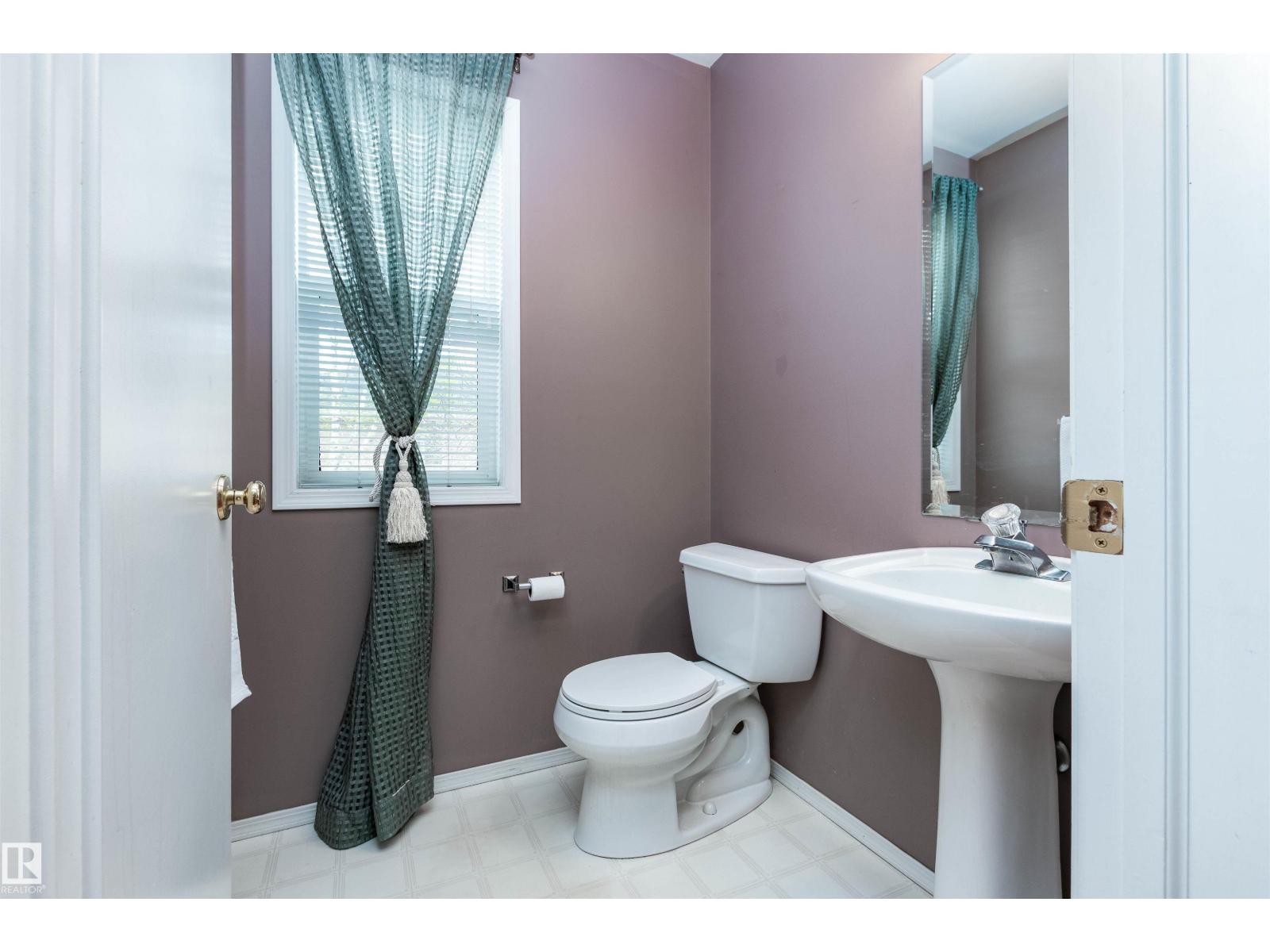 #22 11105 9 AV NW - Image 21