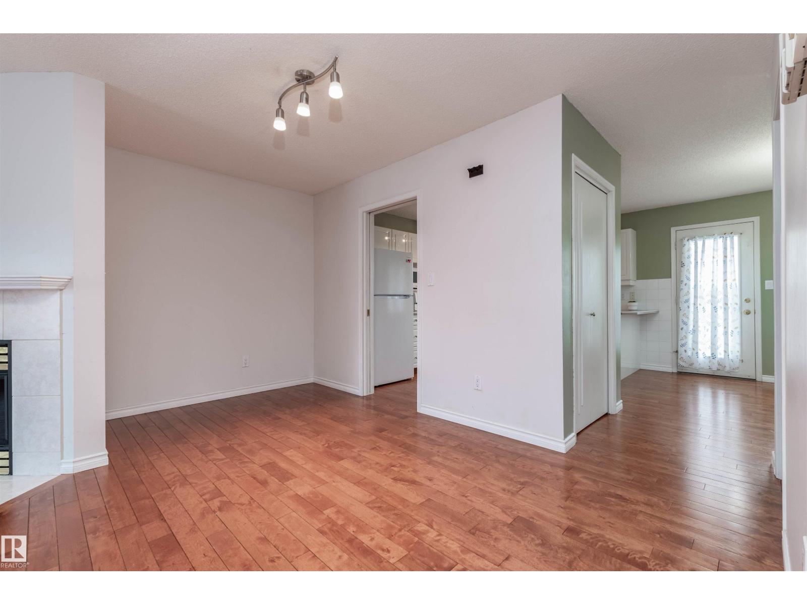 #22 11105 9 AV NW - Image 10