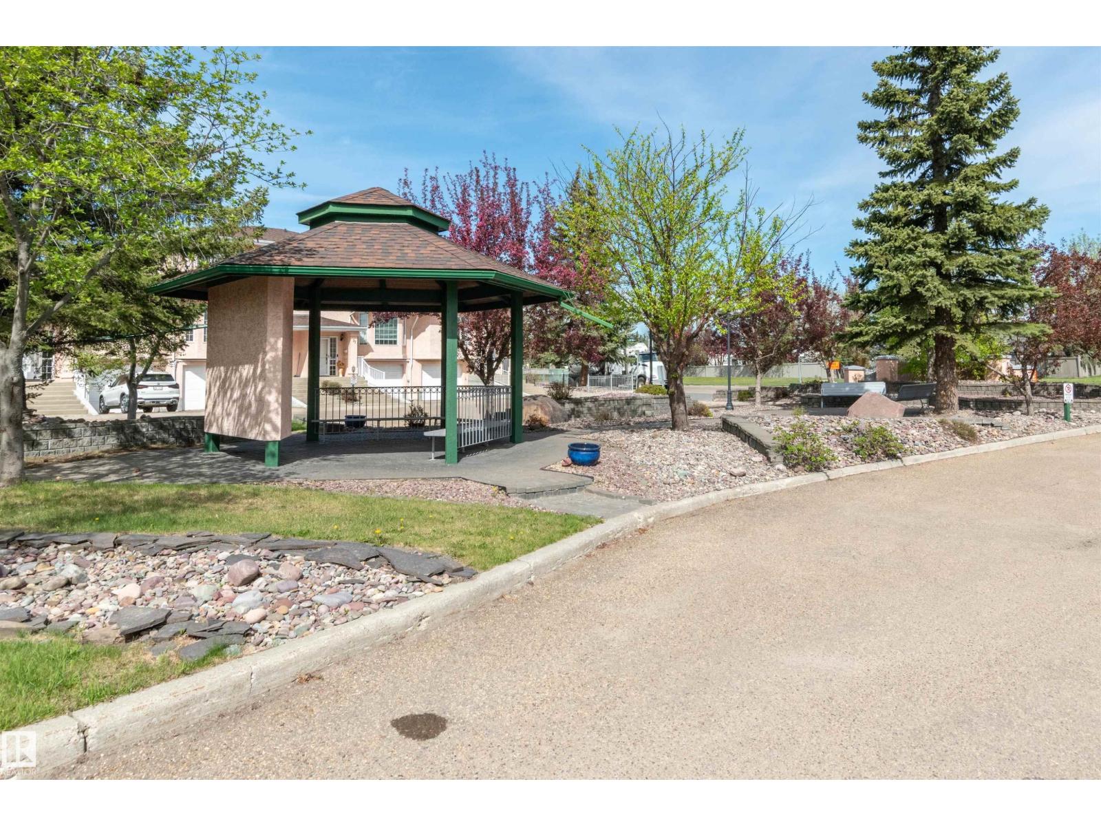 #22 11105 9 AV NW - 46
