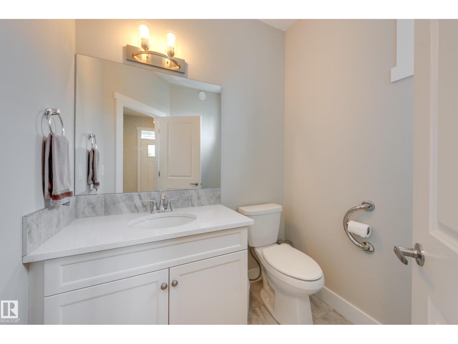 8111 222 ST NW - Image 16