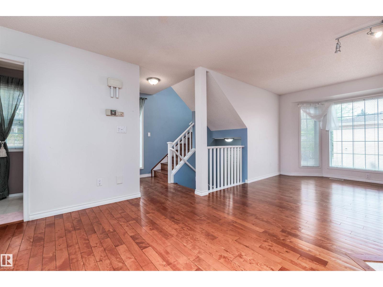 #22 11105 9 AV NW - Image 16