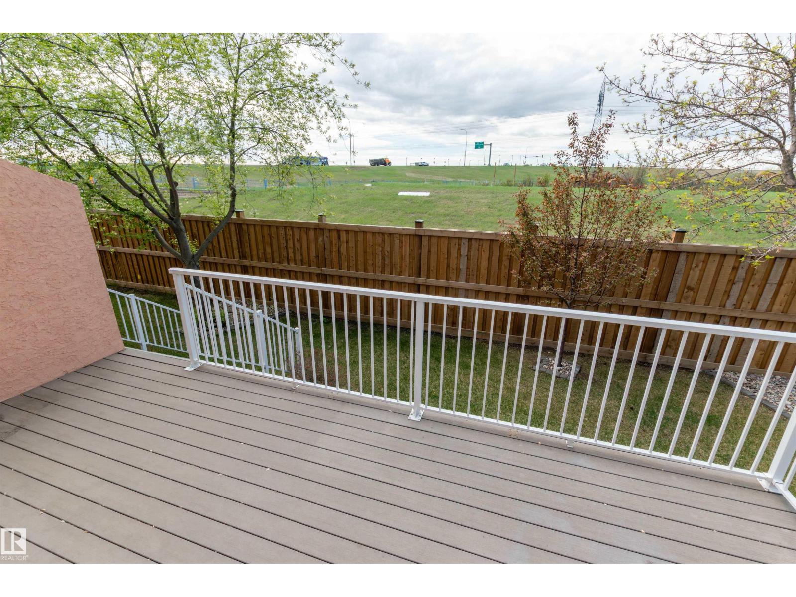 #22 11105 9 AV NW, Twin Brooks, Edmonton photo 2