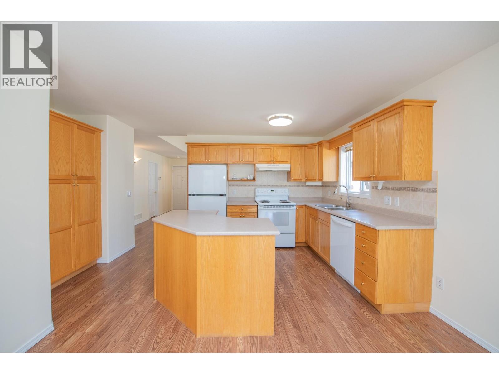 #29 5888 Okanagan Landing Road - 12