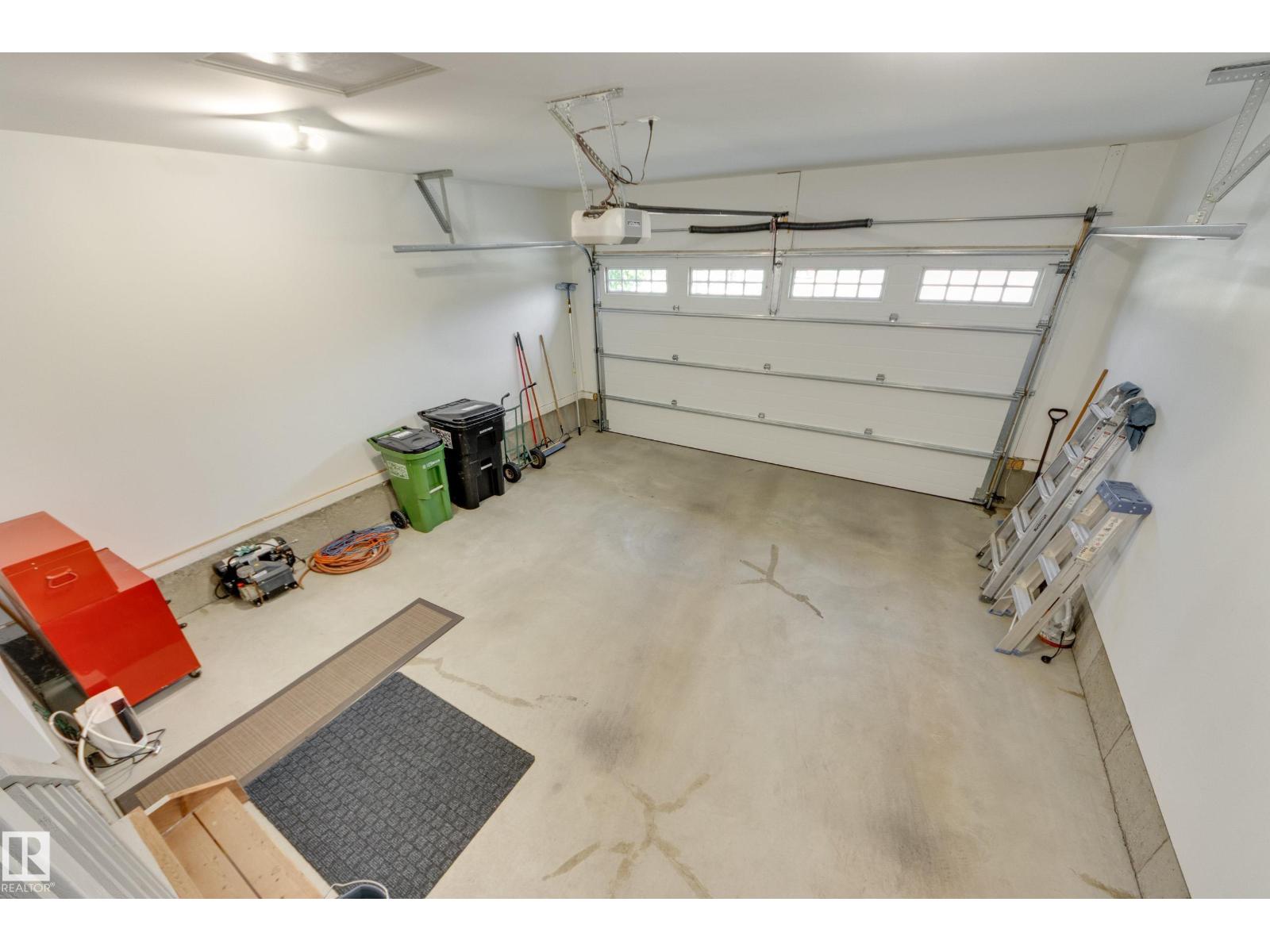 8111 222 ST NW - Image 32