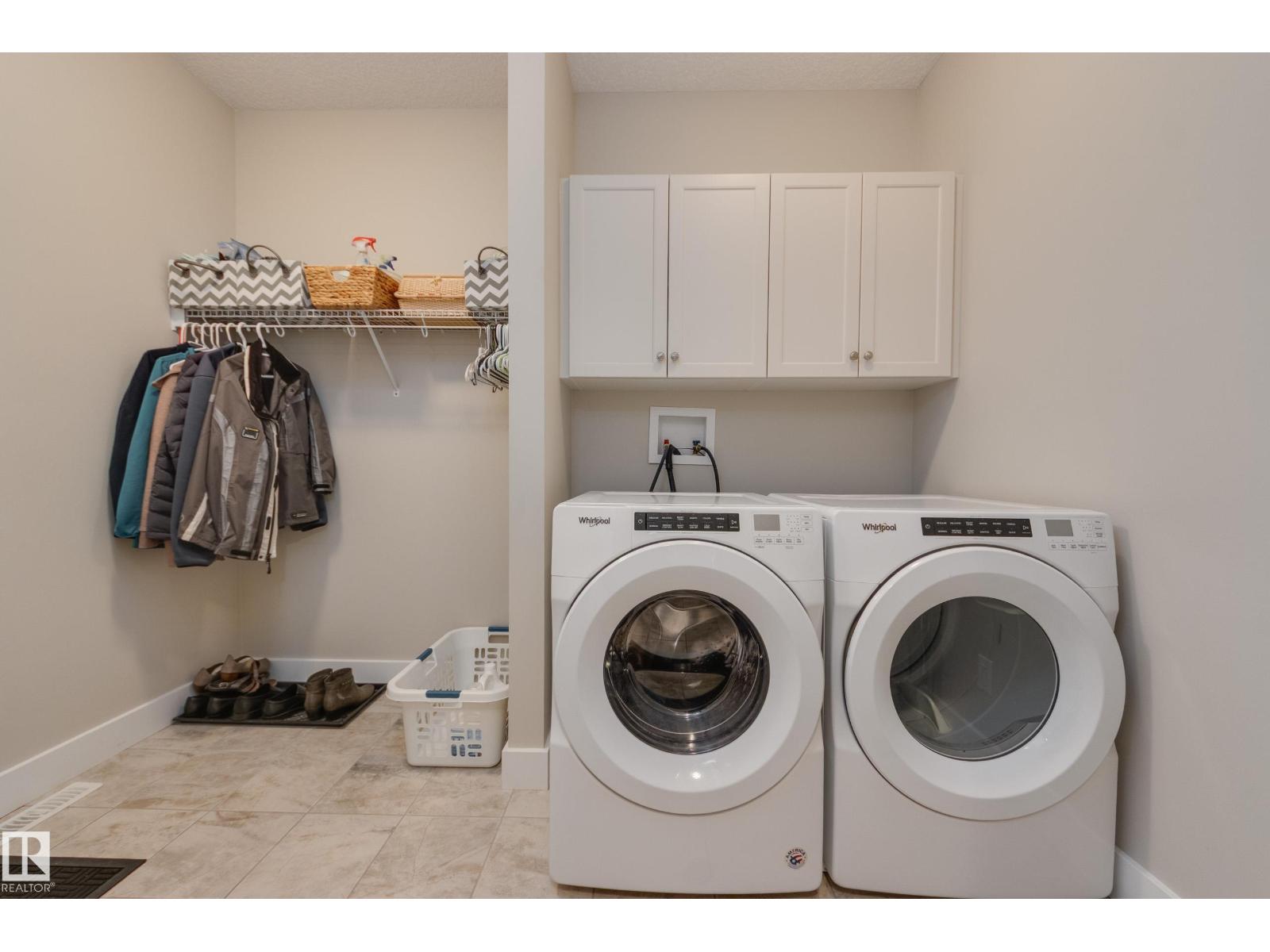 8111 222 ST NW - 17