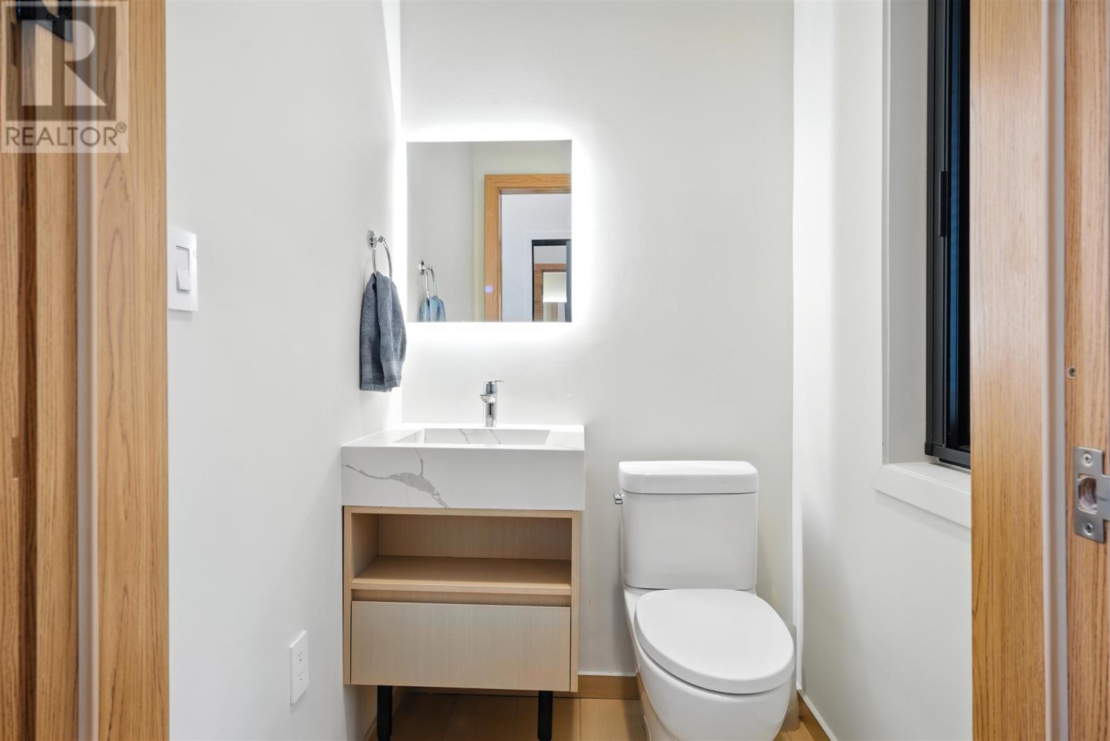 4223 Queen ST - 34