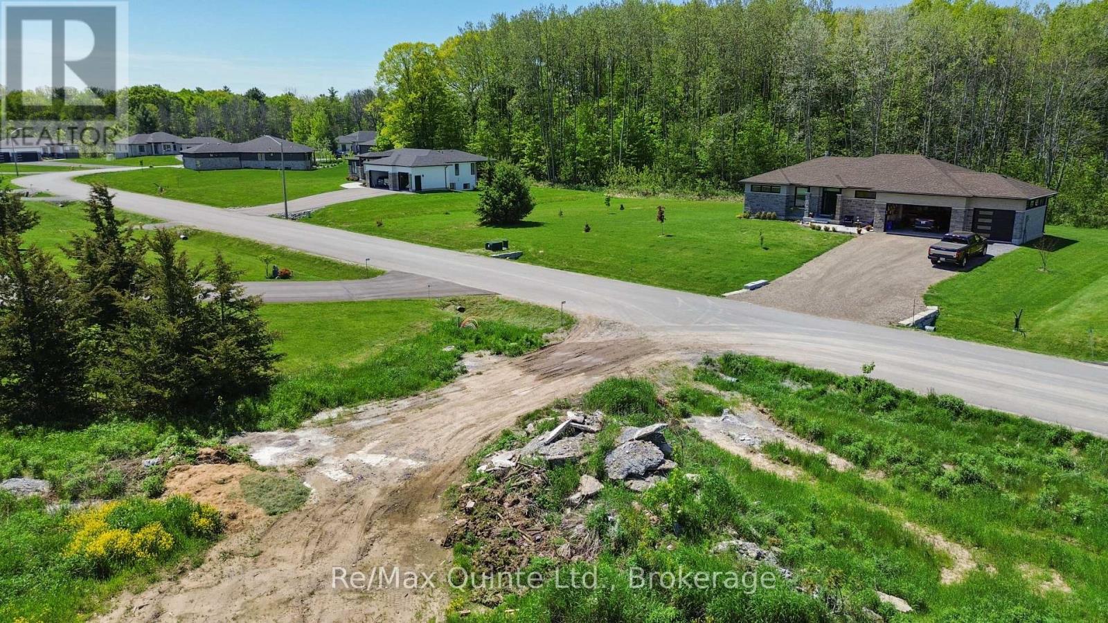 348 MICHAEL'S WAY - Image 16