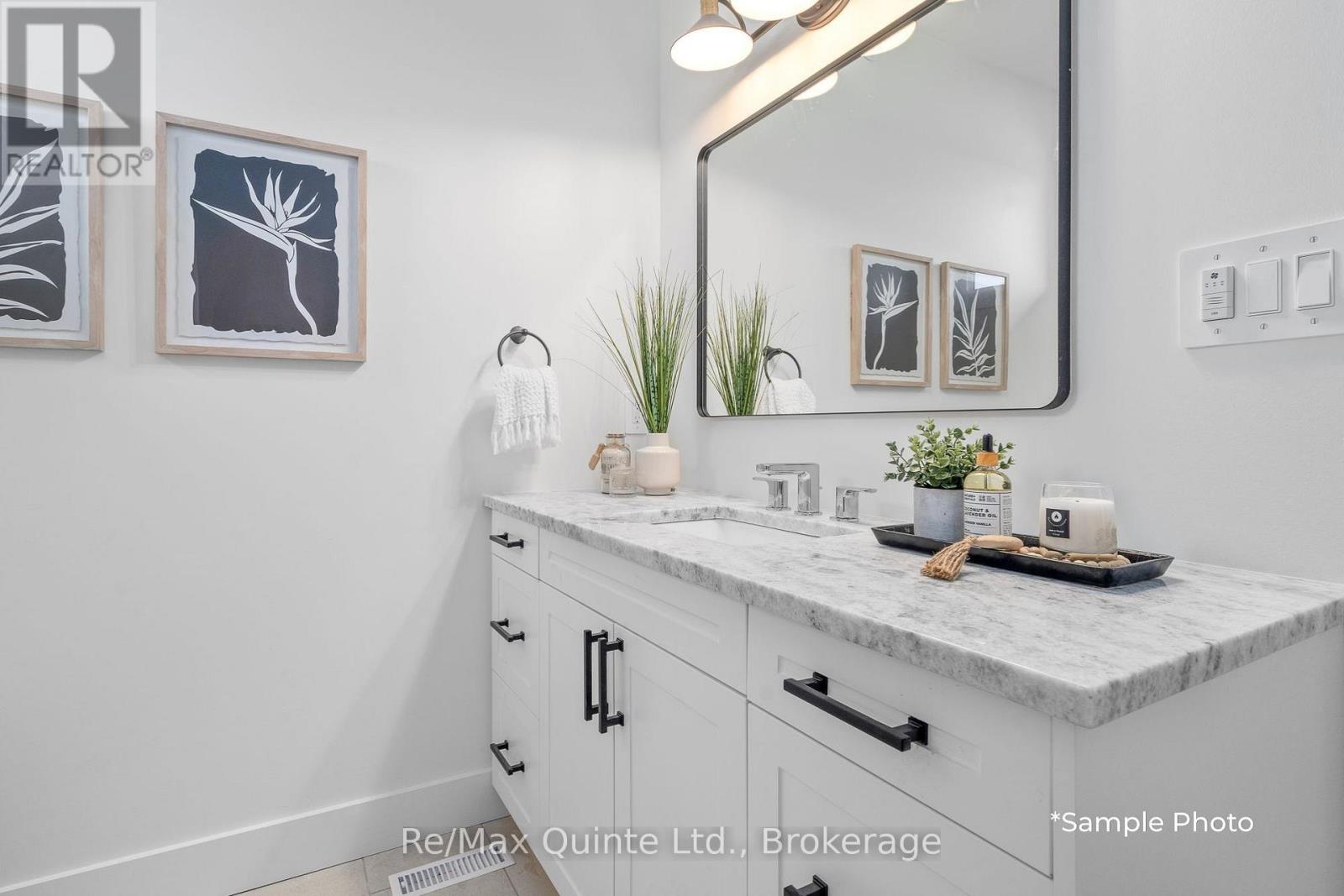 348 MICHAEL'S WAY - Image 30