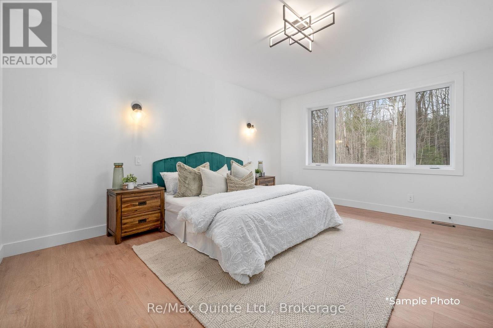 348 MICHAEL'S WAY - Image 31
