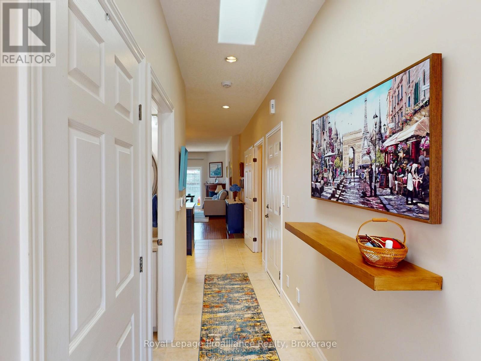 #2 16 LANE AVENUE - Image 4