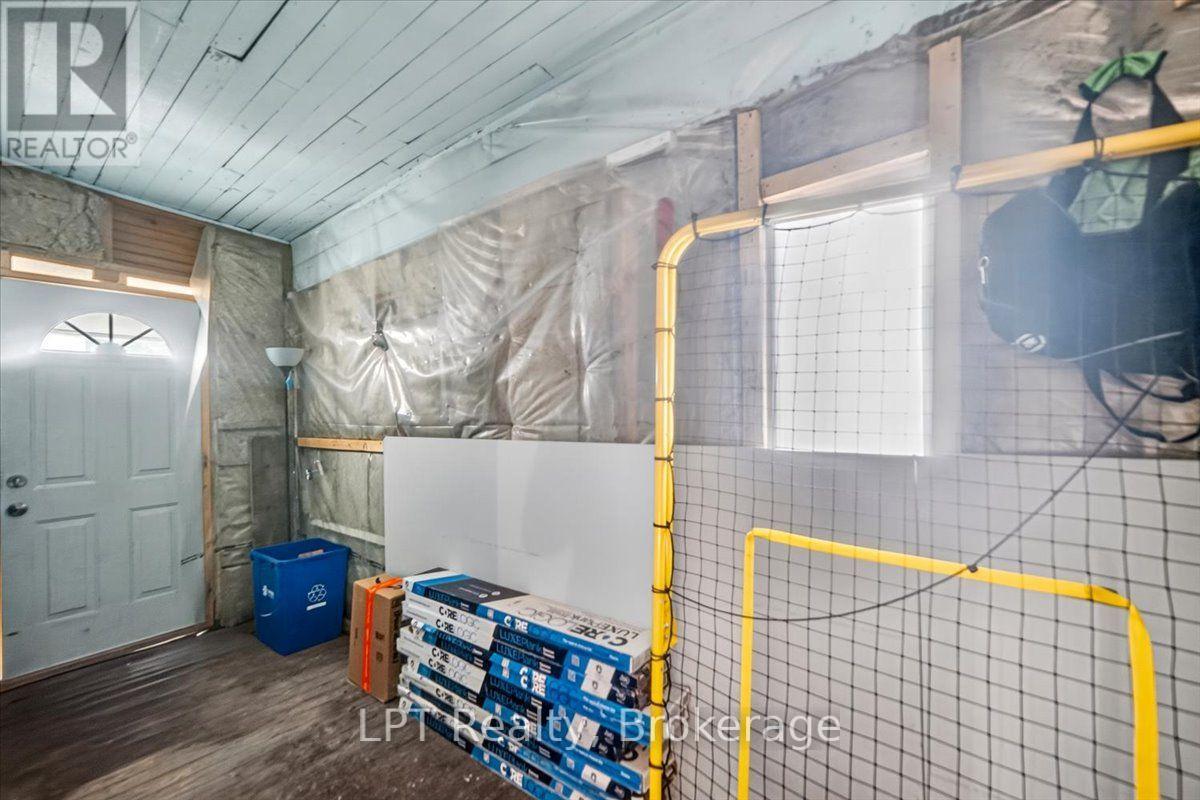 611 ROMAINE STREET - Image 15