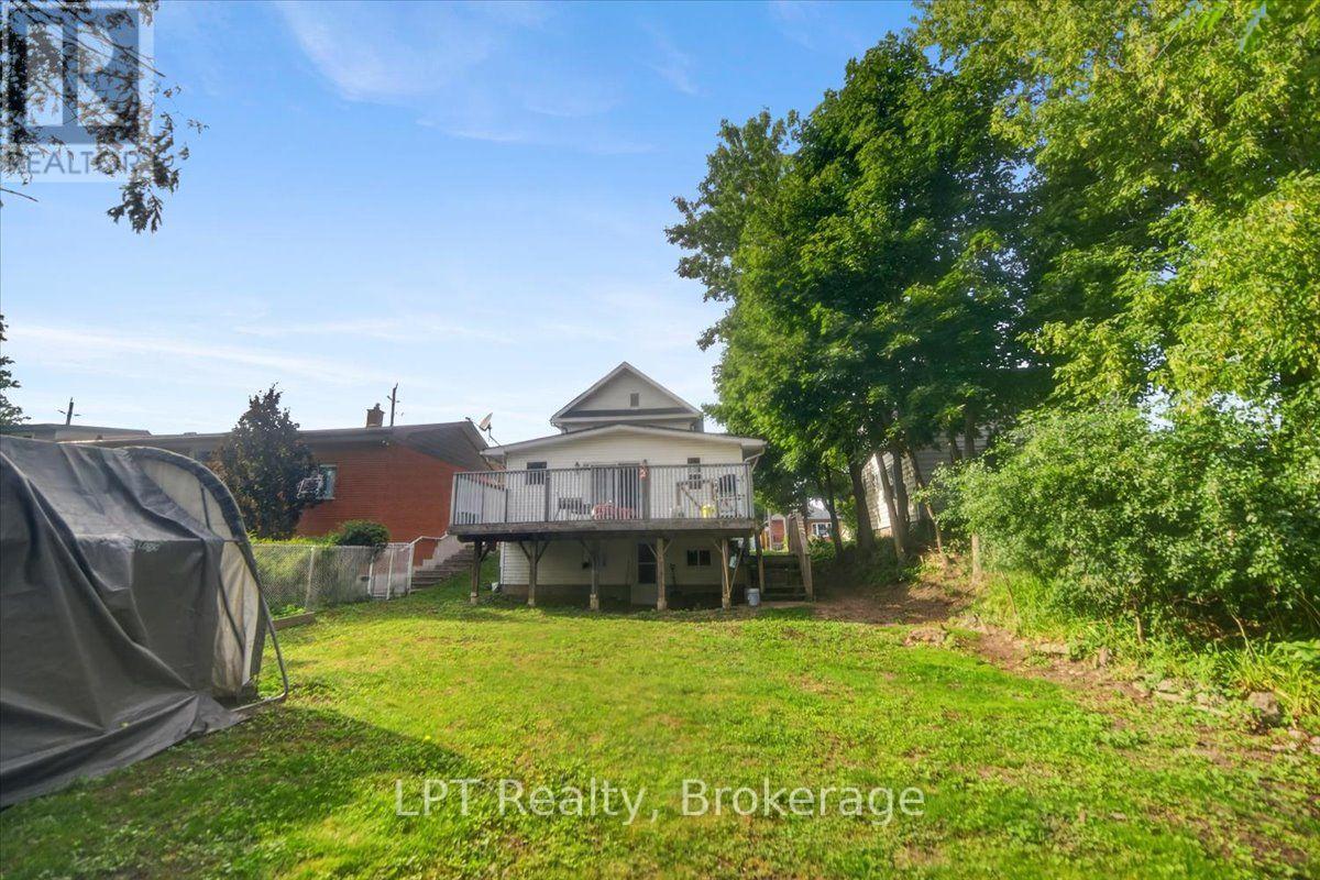611 ROMAINE STREET - Image 34
