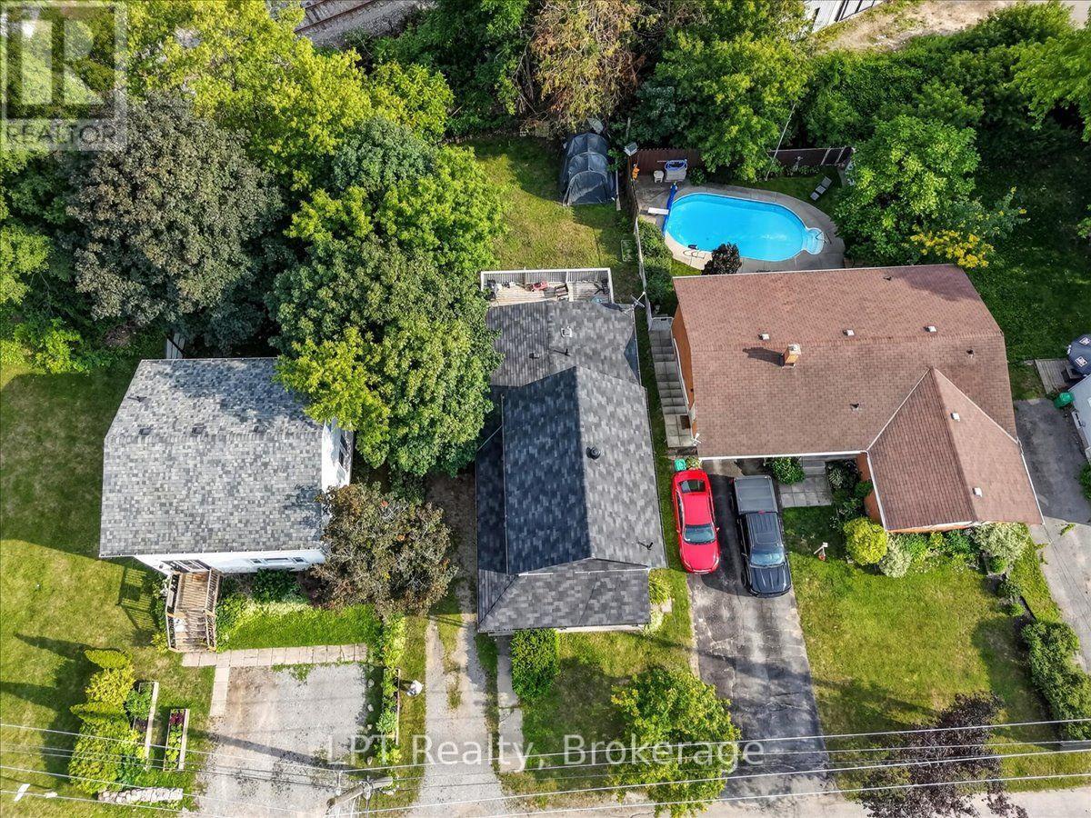 611 ROMAINE STREET - 37