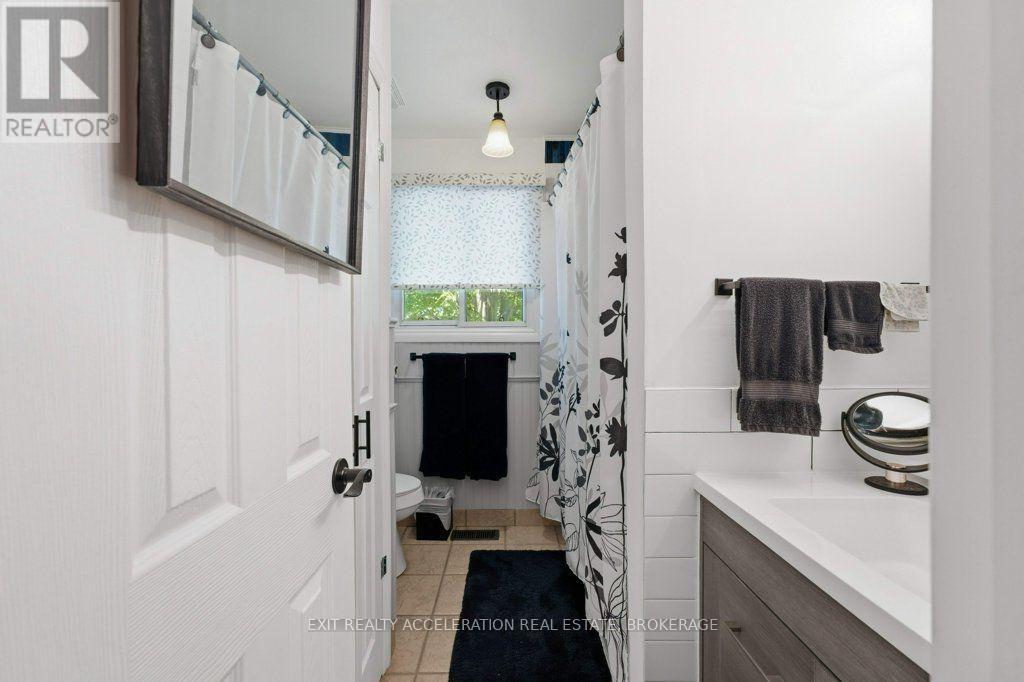 210 UNION STREET - Image 15