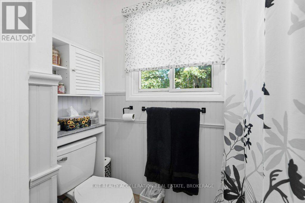 210 UNION STREET - Image 17