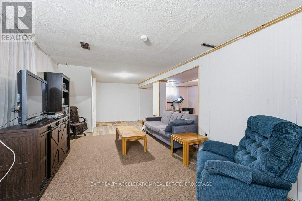 210 UNION STREET - Image 23