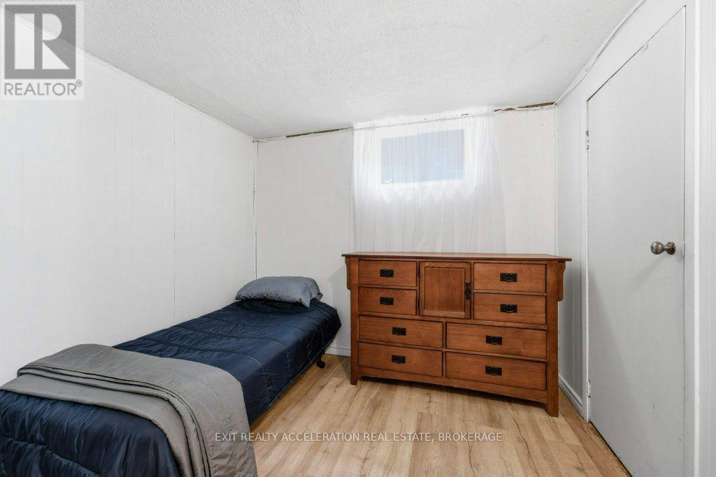 210 UNION STREET - Image 26
