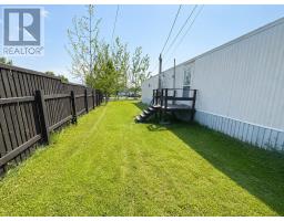 1 Robinson Avenue thumbnail 3