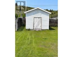 1 Robinson Avenue thumbnail 4