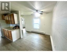 1 Robinson Avenue thumbnail 9