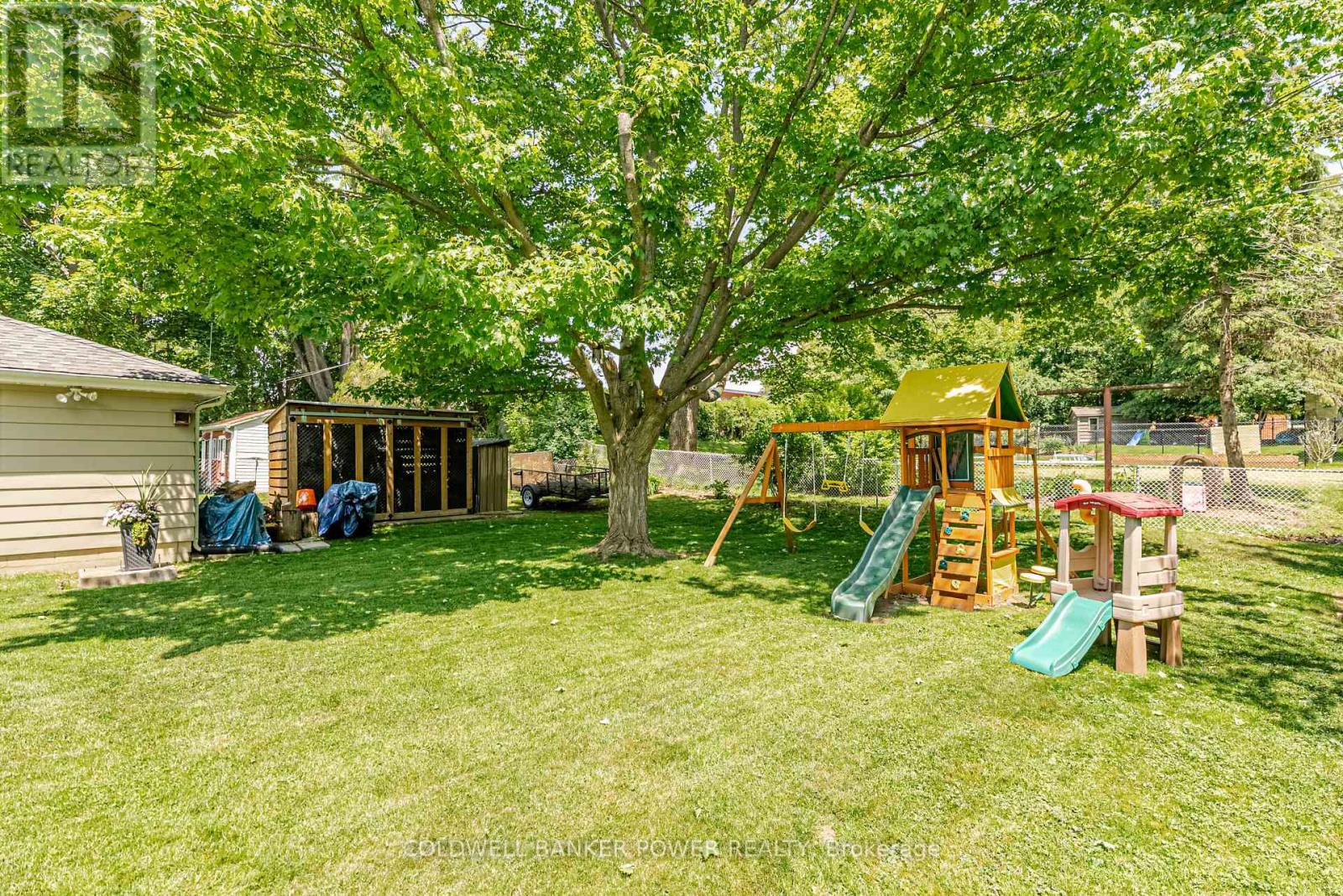 468 JELLICOE CRESCENT - 31