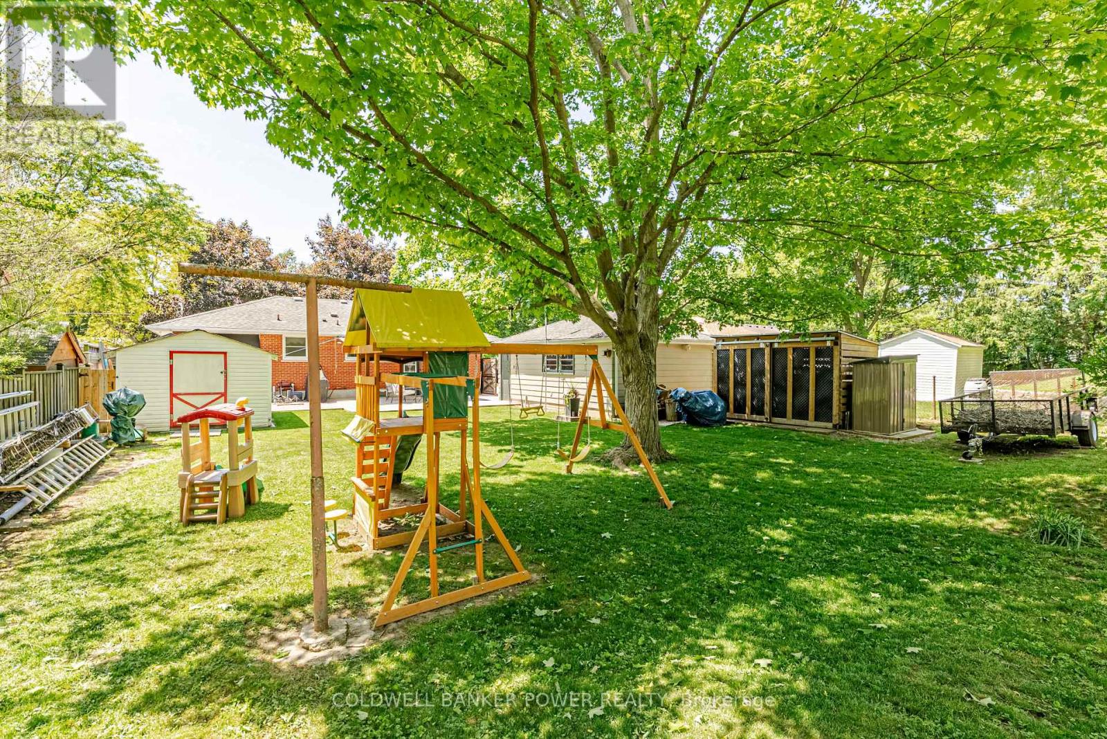 468 JELLICOE CRESCENT - Image 32