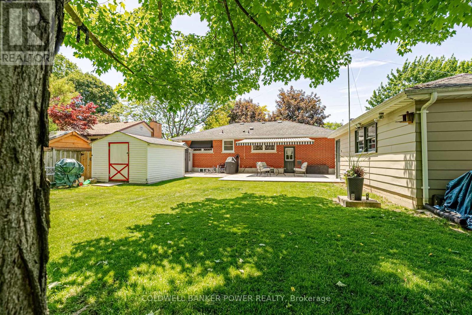 468 JELLICOE CRESCENT - 34